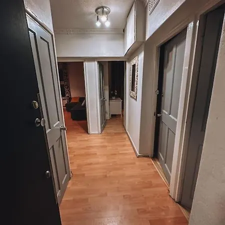 Spacious 3 Bedroom Flat In Stockwell Londra Esterno foto