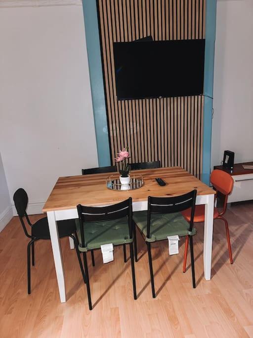 Appartamento Spacious 3 Bedroom Flat In Stockwell Londra